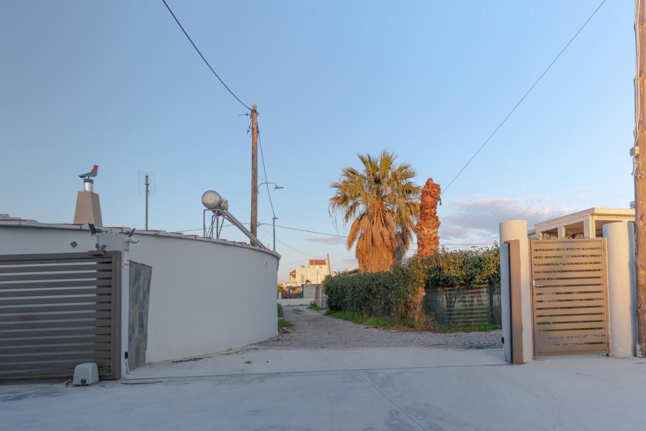 Marvinas Seaside Apartments, Gaia Apartment & Hydor Jacuzzi Apartment Kremasti  Exterior photo